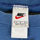 Nike - ausgeleiert, mehrere kleine Macken am Rücken - Vinverse