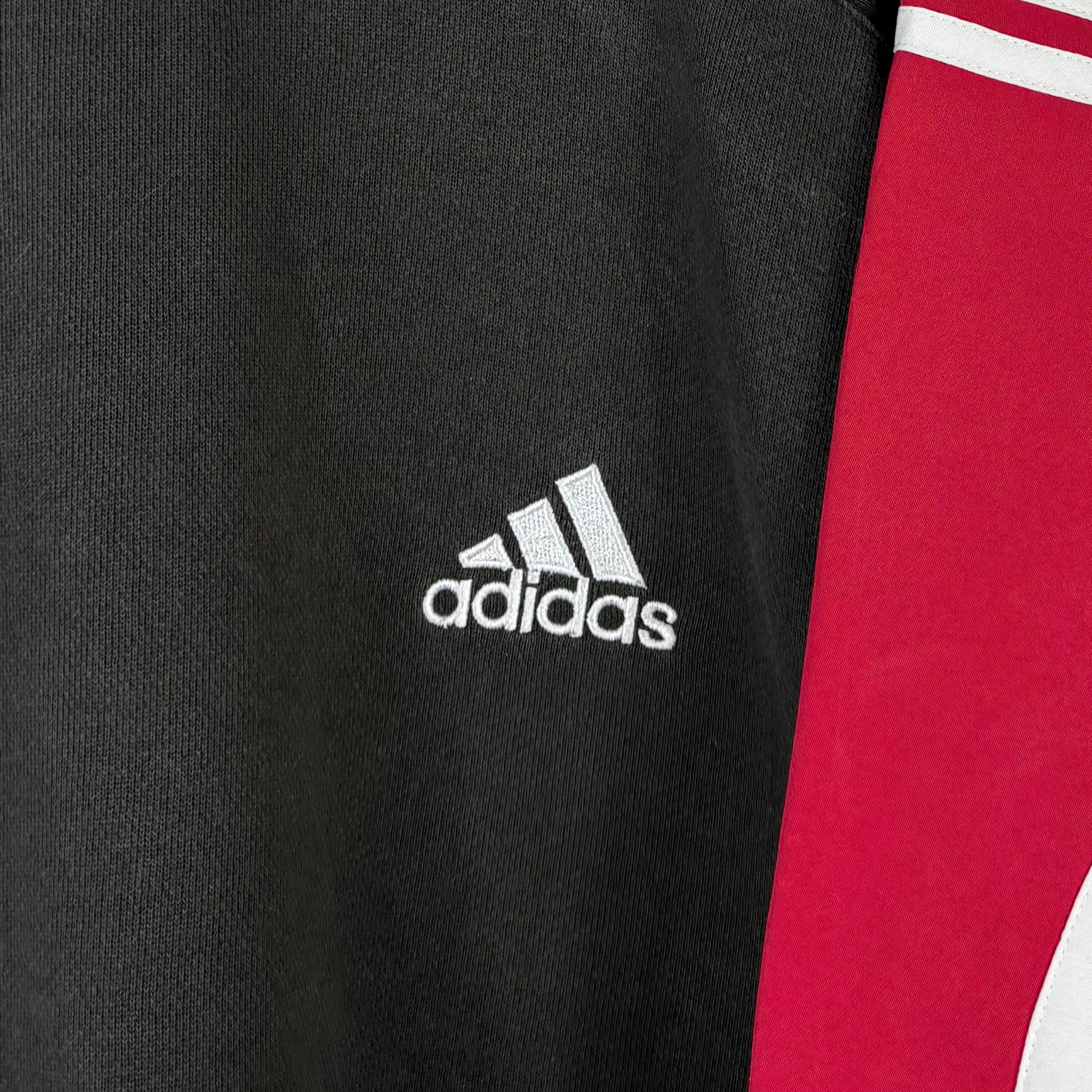 Adidas - Vinverse