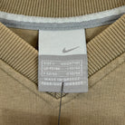 Nike 2000s Sweater Beige L - Vinverse