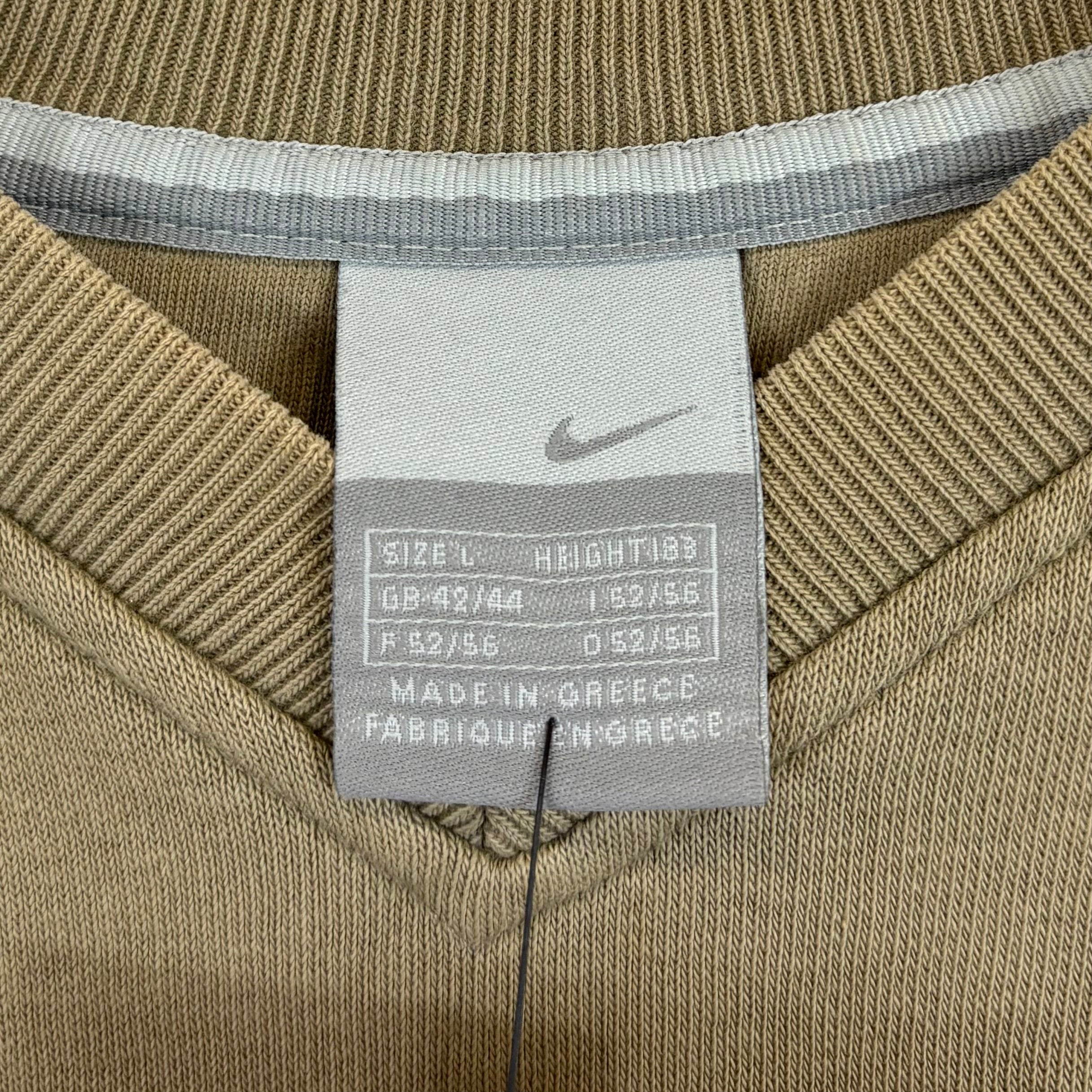 Nike 2000s Sweater Beige L - Vinverse