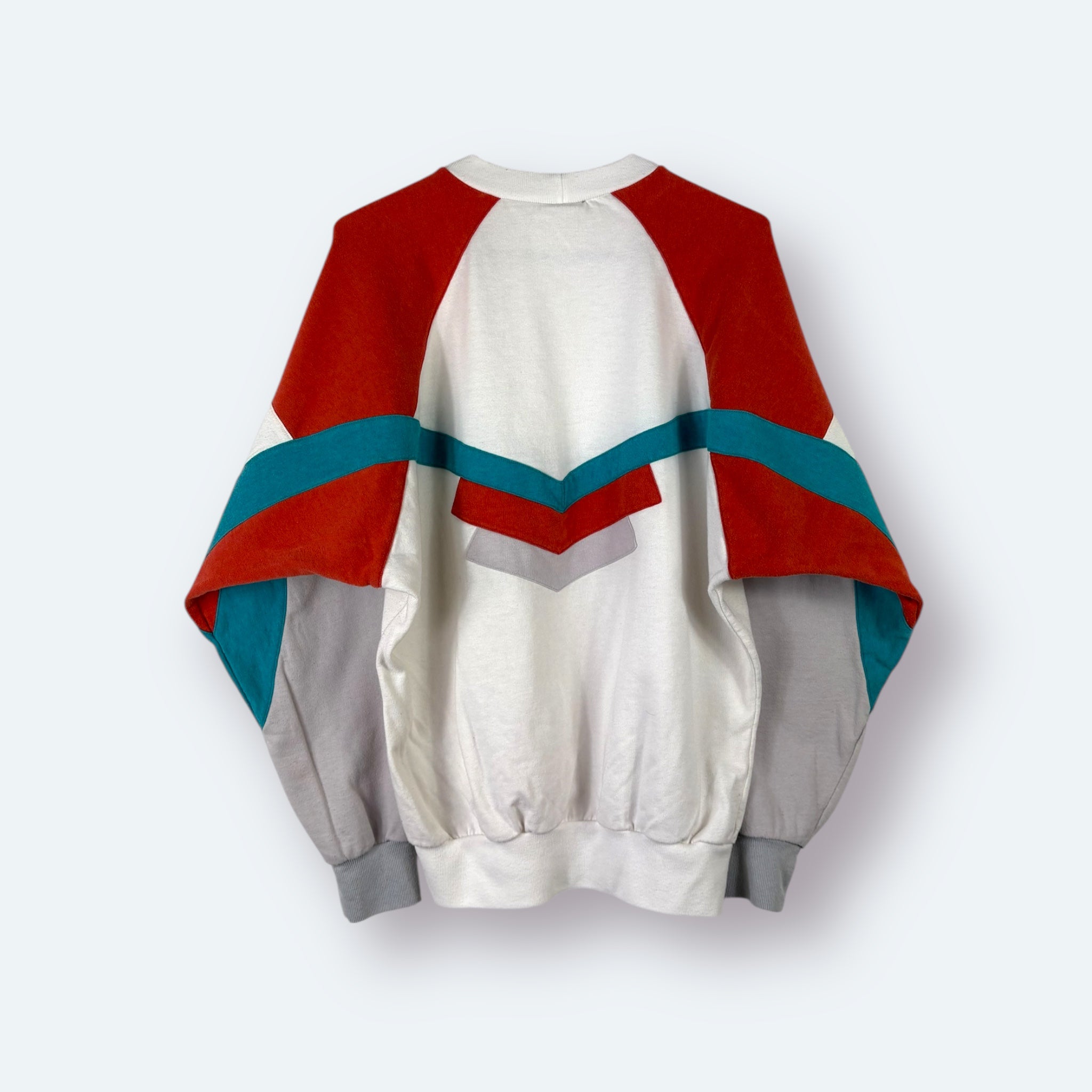 Adidas - Vinverse