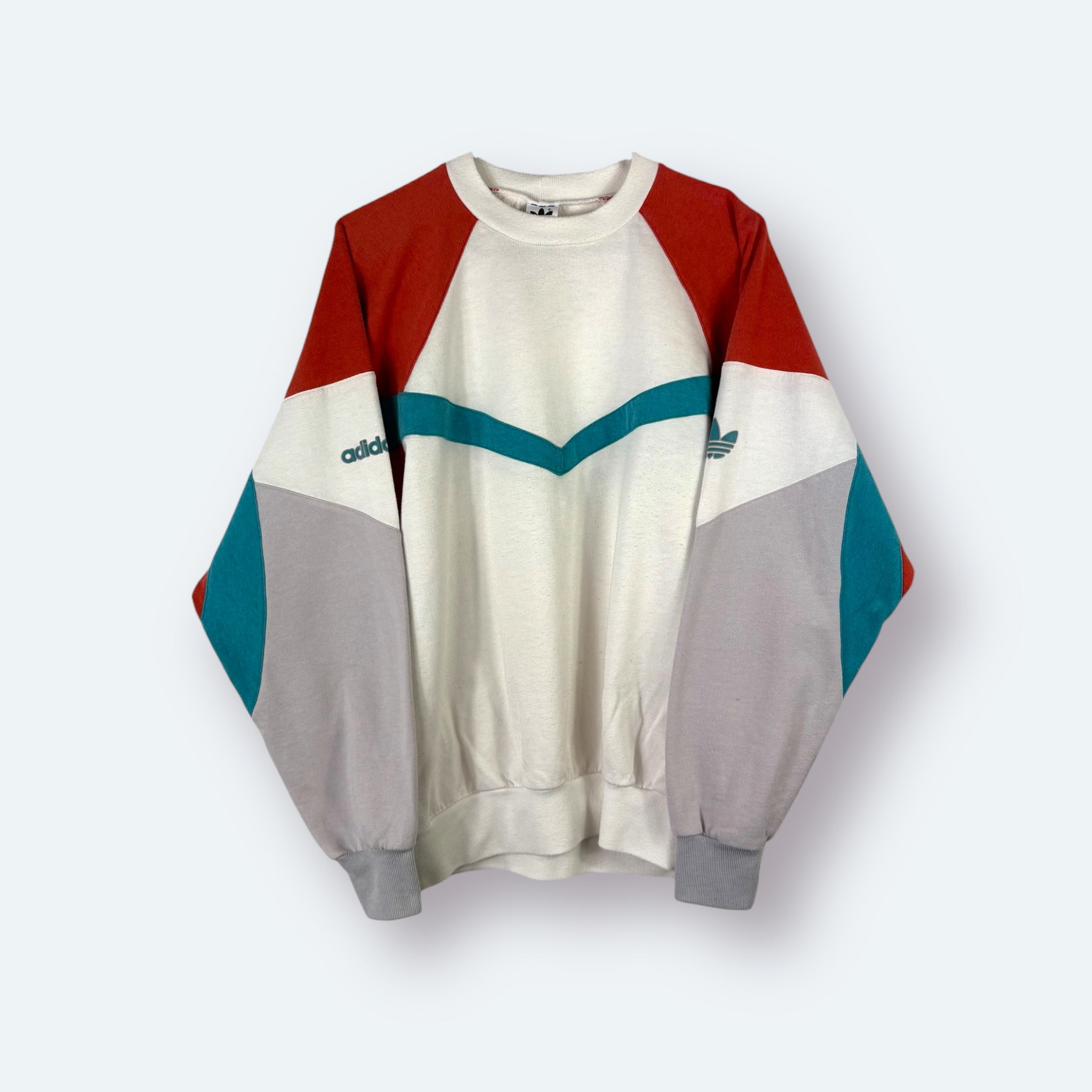 Adidas - Vinverse