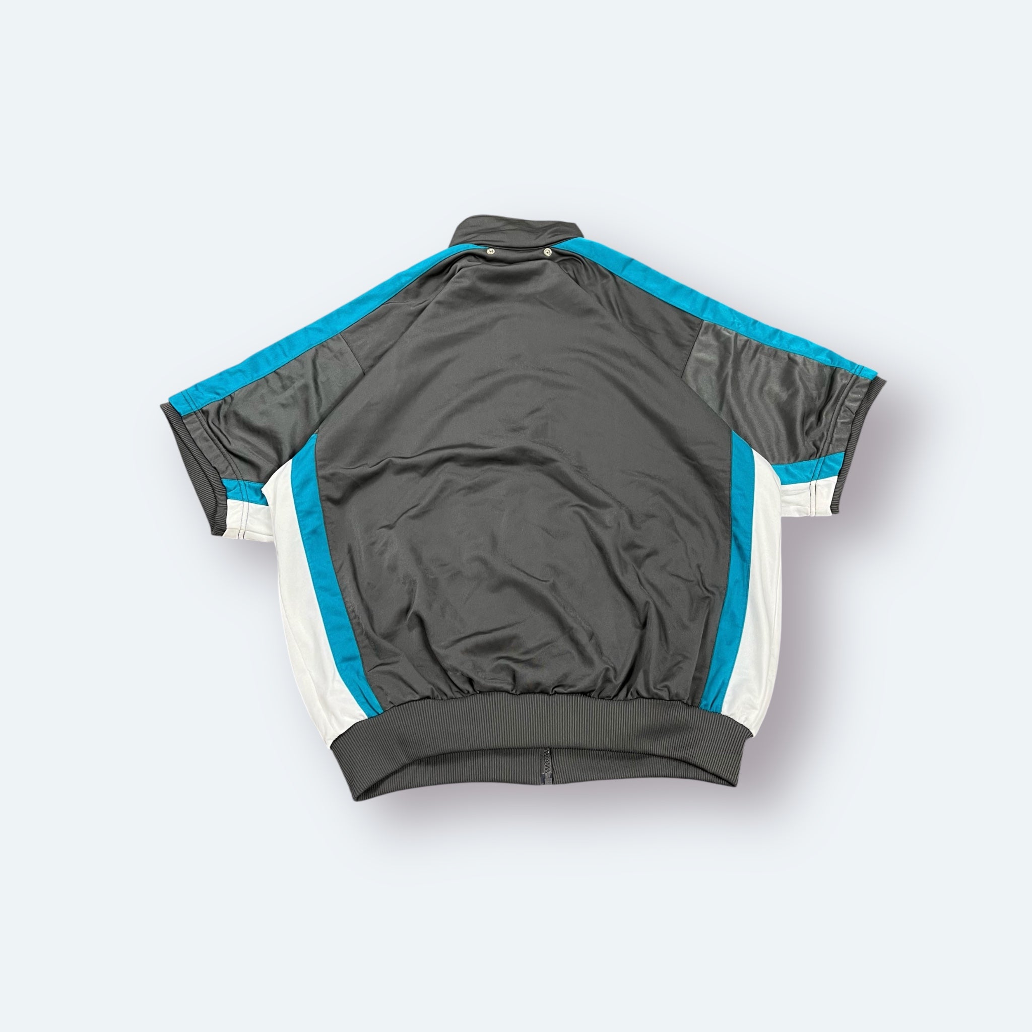 Adidas - Vinverse