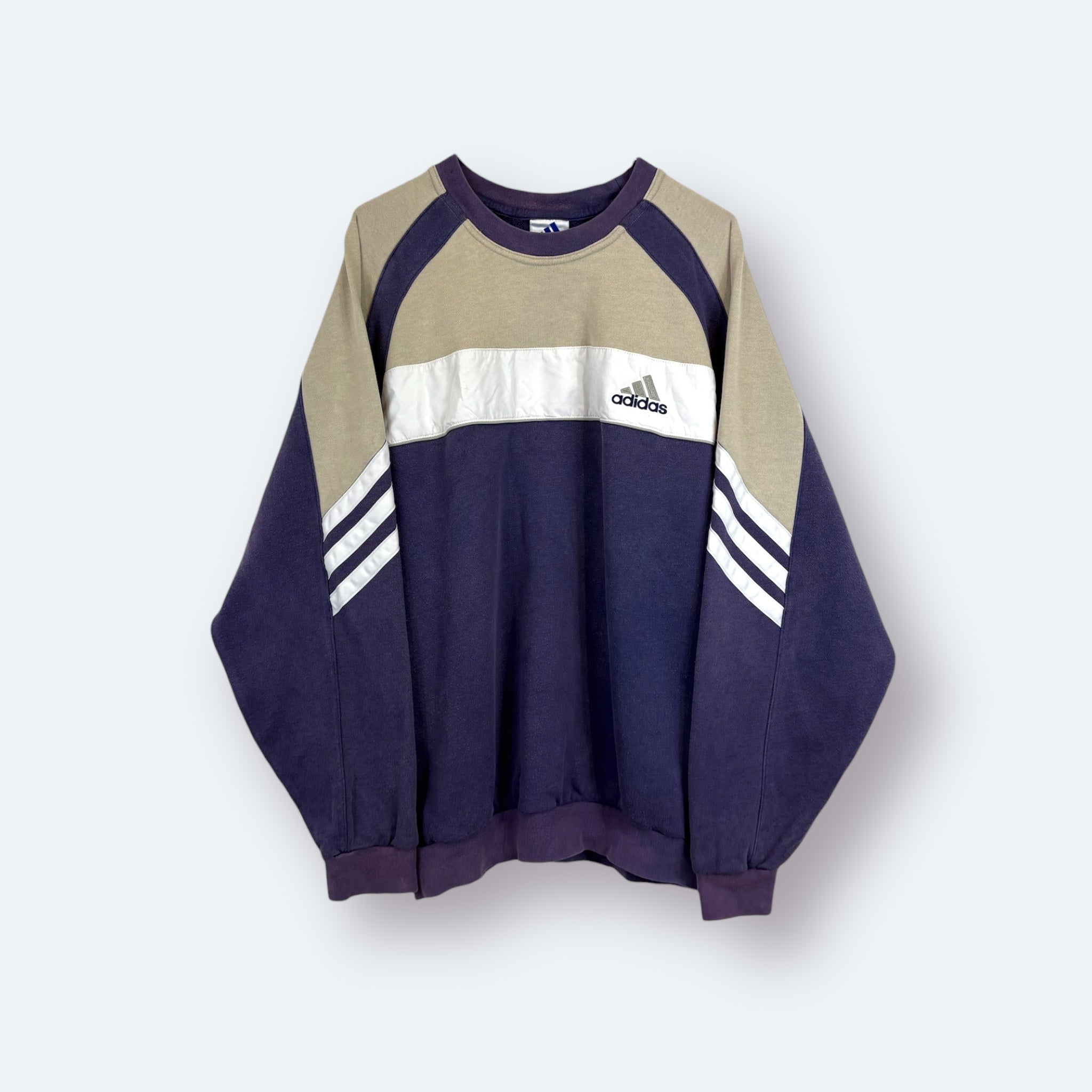 Adidas - Vinverse