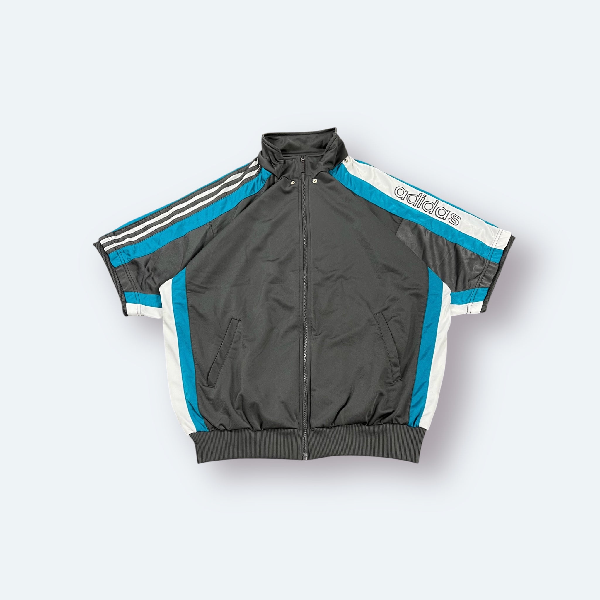 Adidas - Vinverse