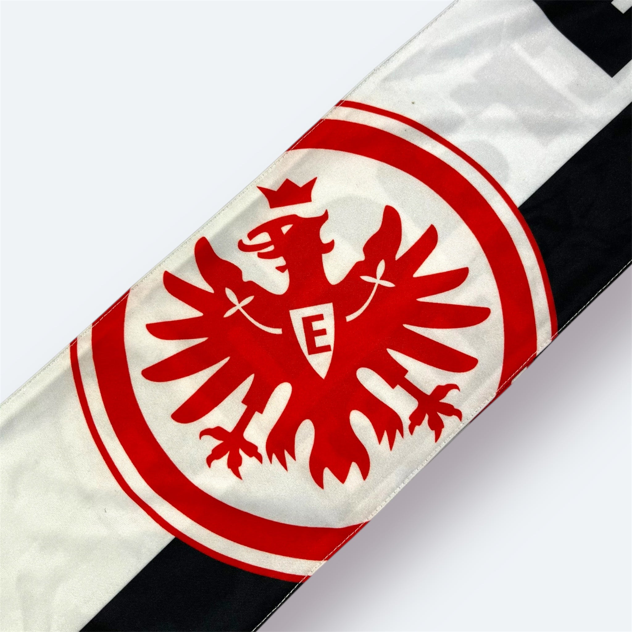 Eintracht Frankfurt Fanschal - Vinverse