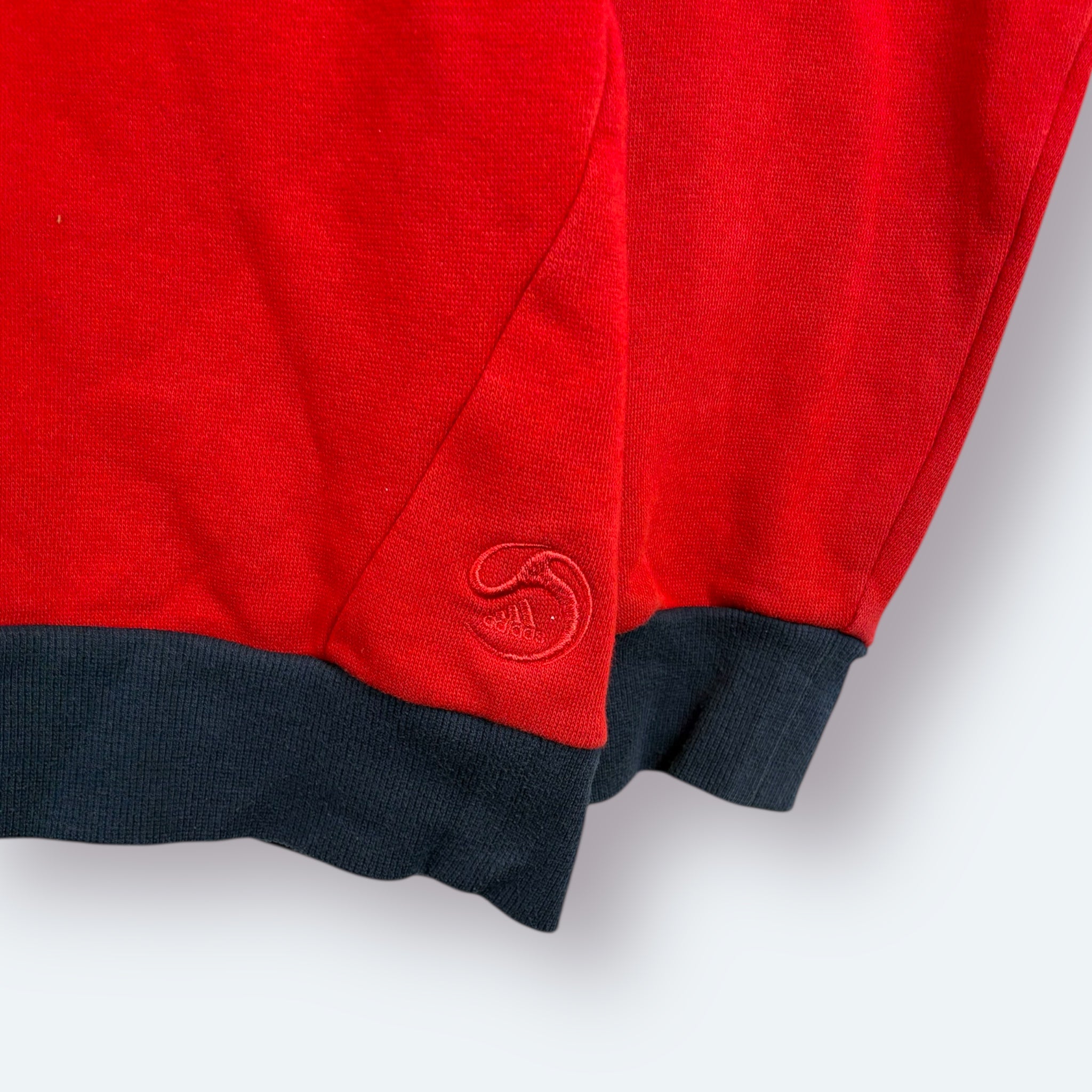 Adidas - Vorderseite vergessen - Vinverse