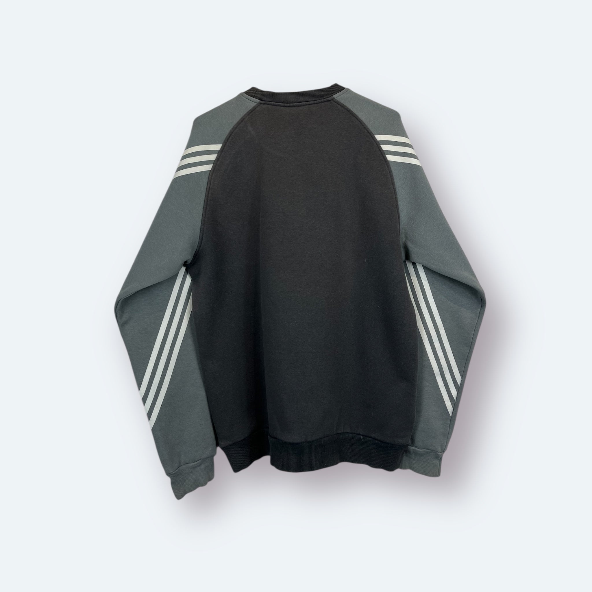 Adidas 2000er Sweater bestickt Grau M - Vinverse