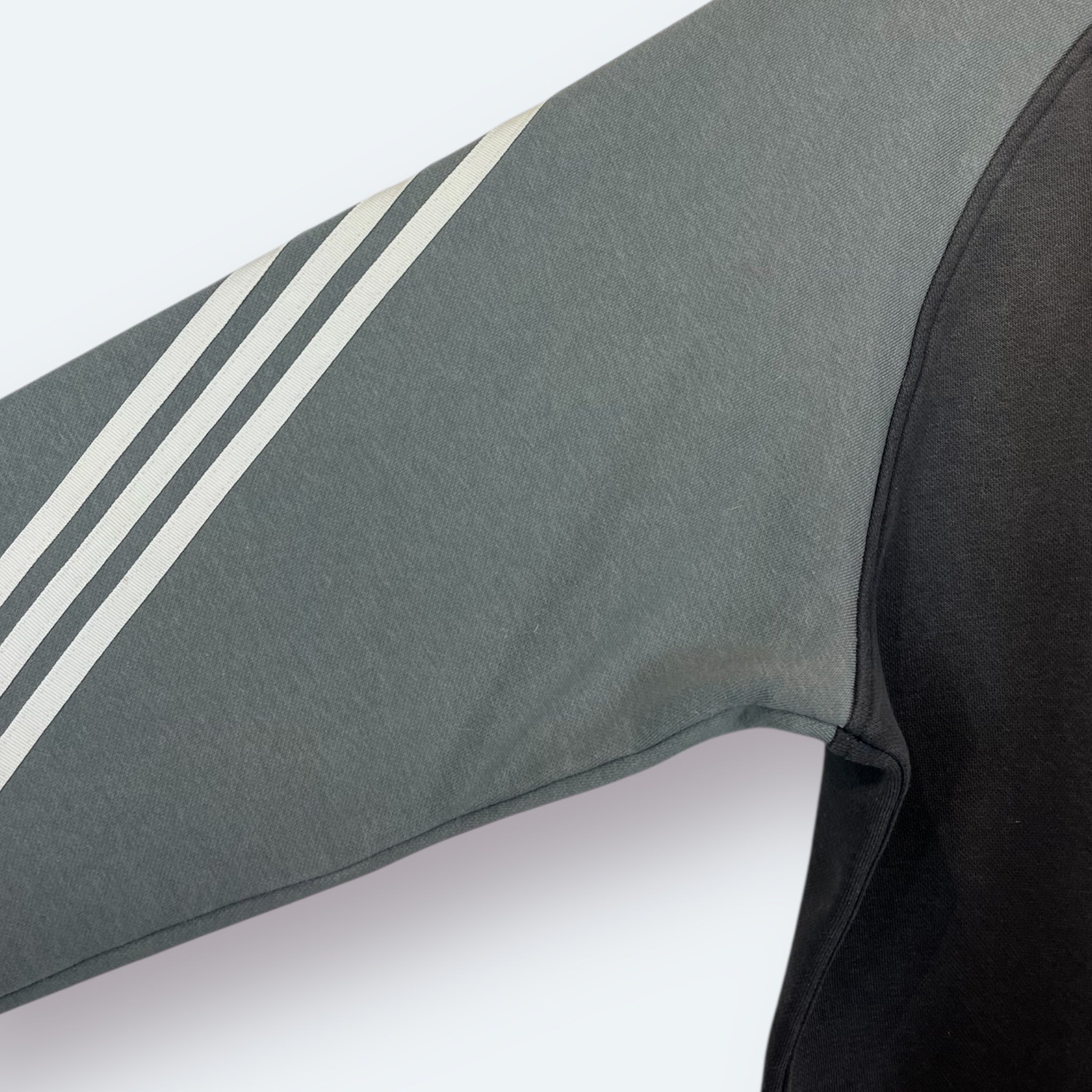 Adidas 2000er Sweater bestickt Grau M - Vinverse