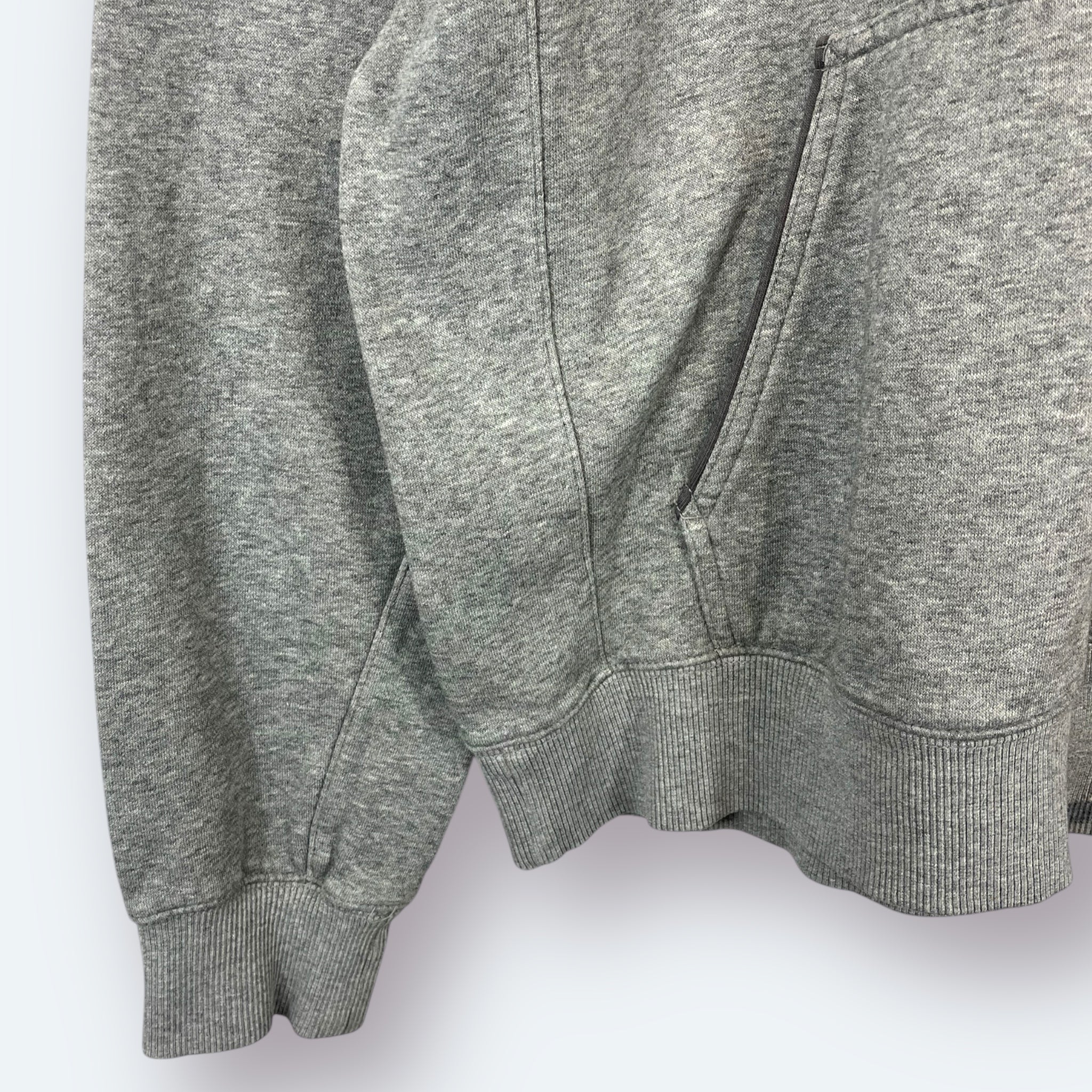 Nike 2000er Hoodie bestickt Grau M - Vinverse