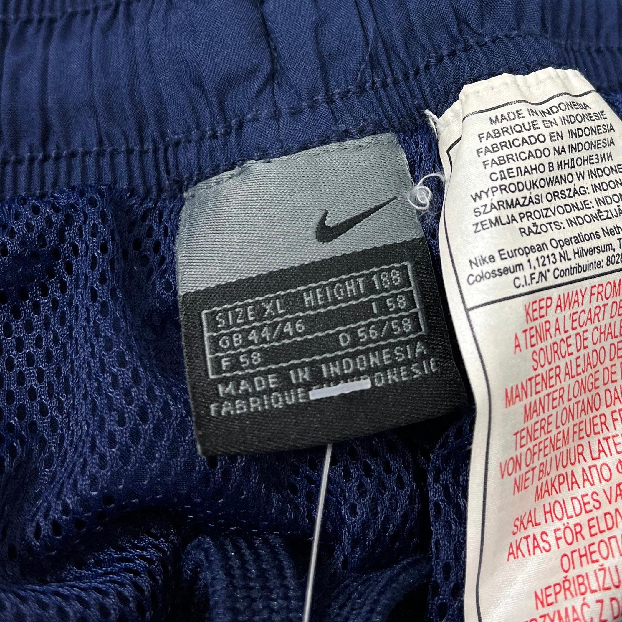 Nike (Größe prüfen) - Vinverse
