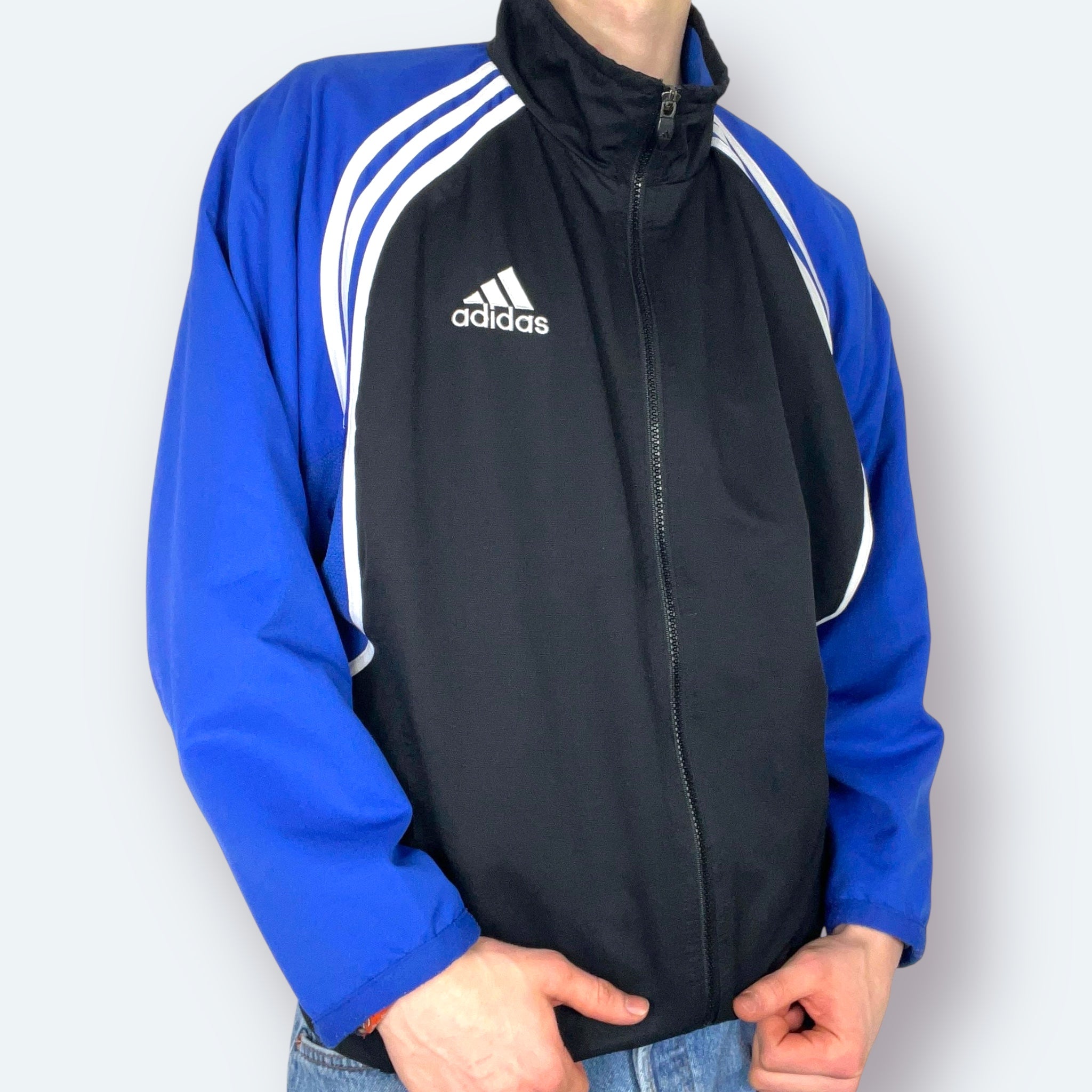 Adidas - Vinverse