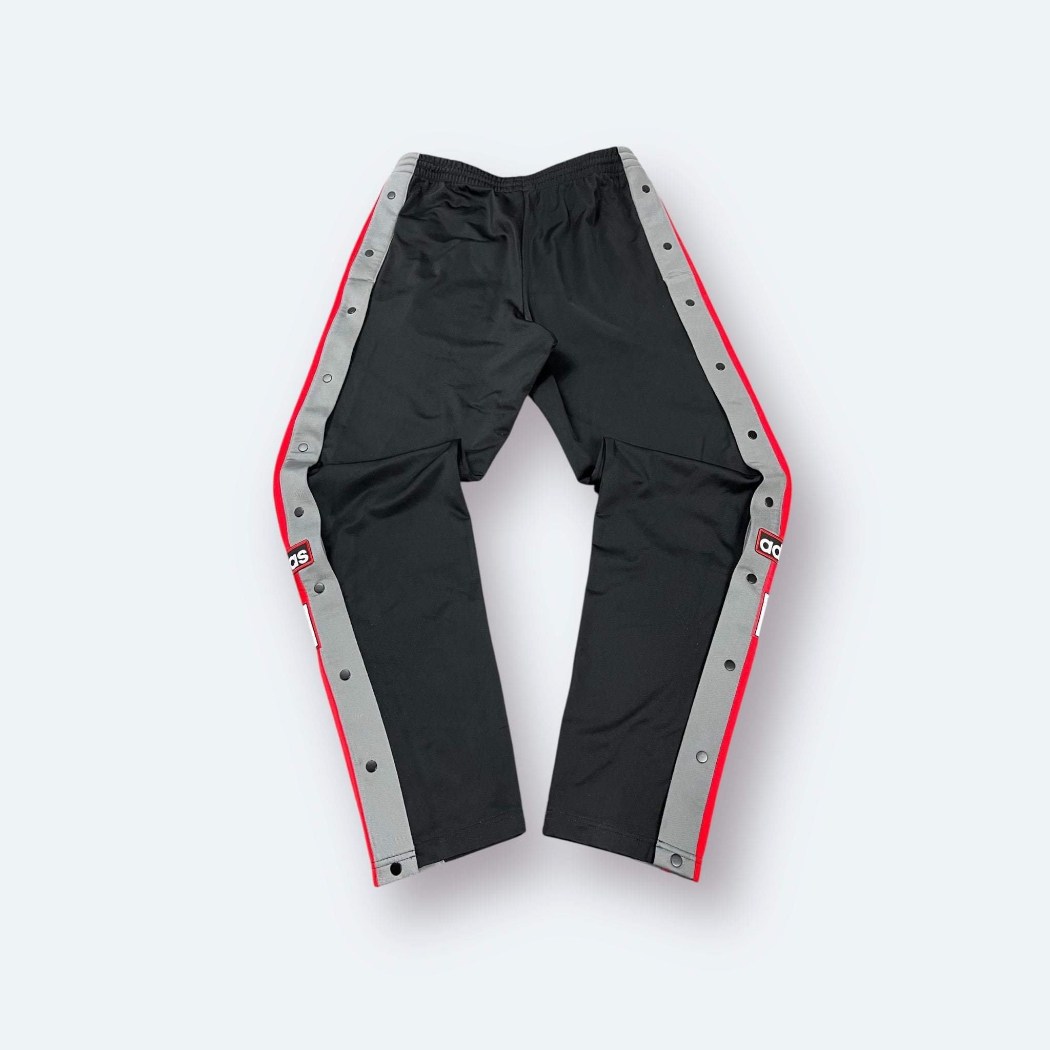 Adidas - Vinverse