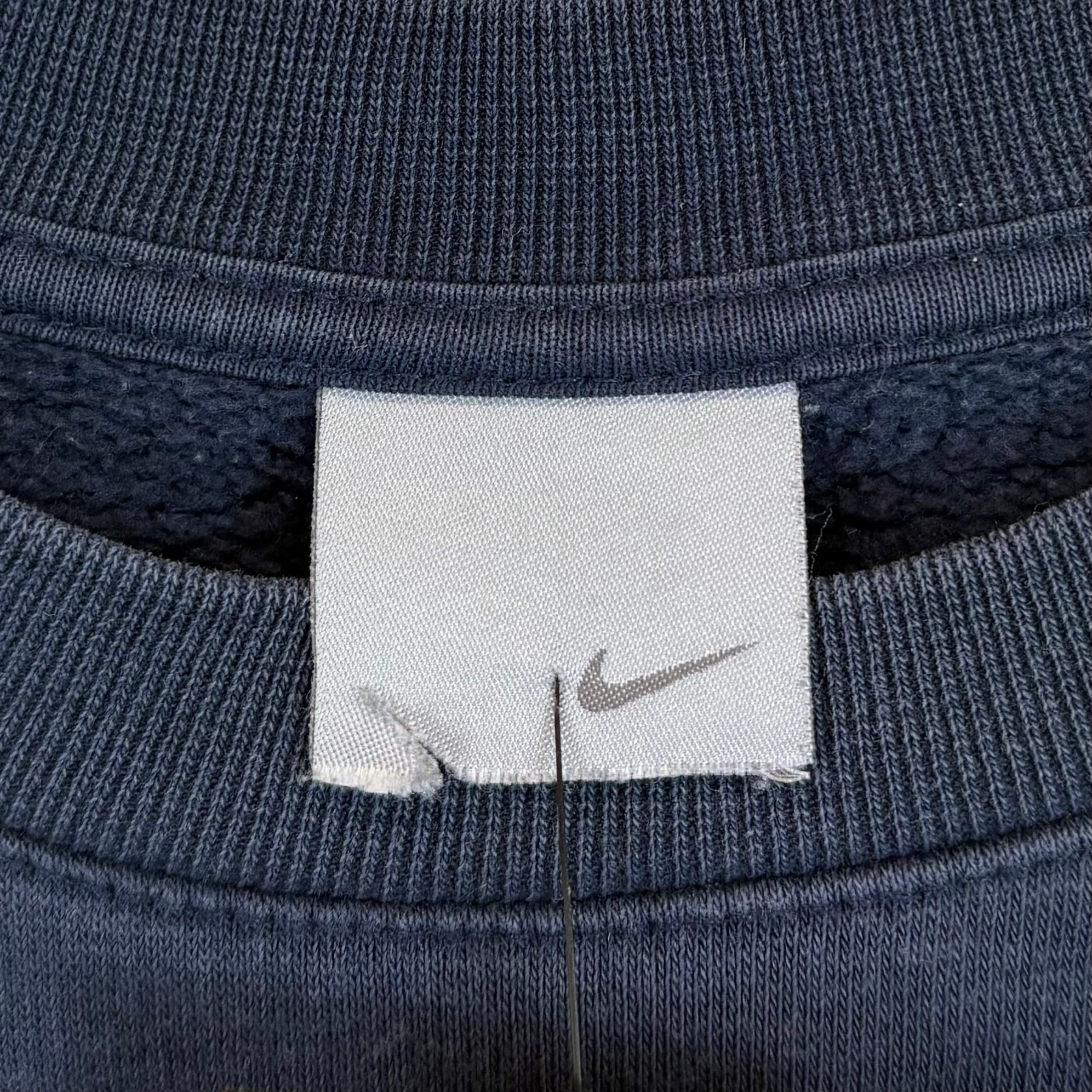 Nike 2000s Sweater Center Swoosh Marineblau M - Vinverse