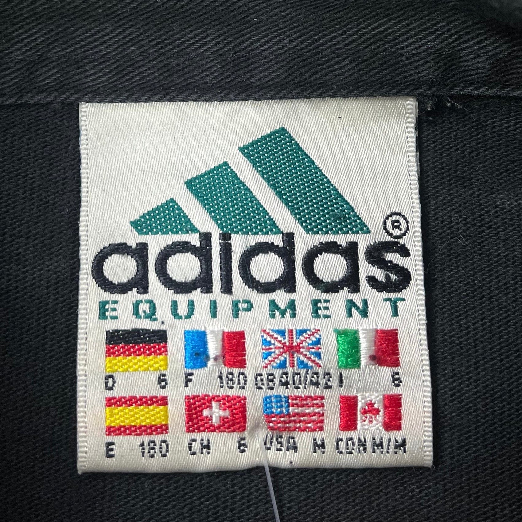Adidas - Vinverse