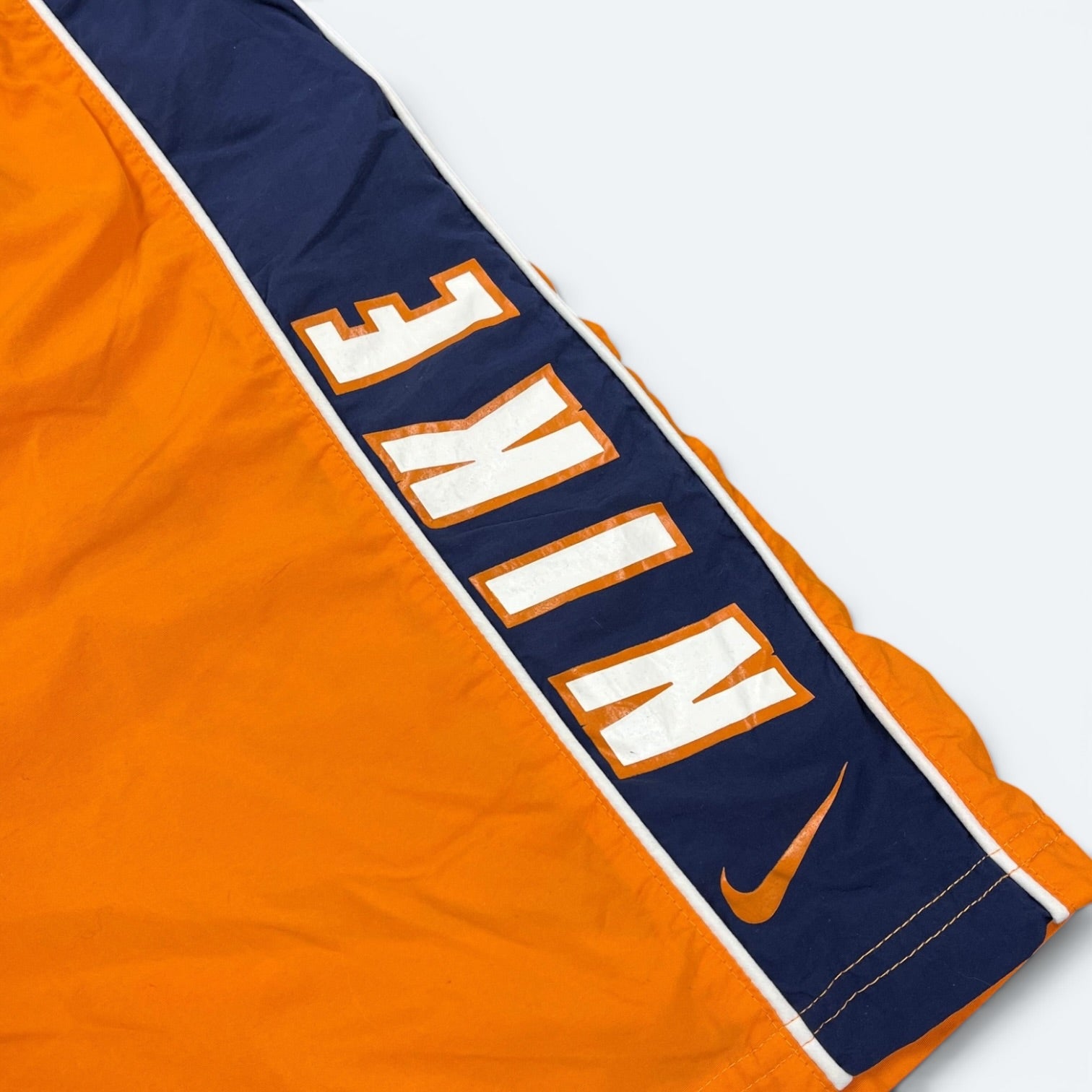 Nike Vintage Shorts 90s Orange L - Vinverse