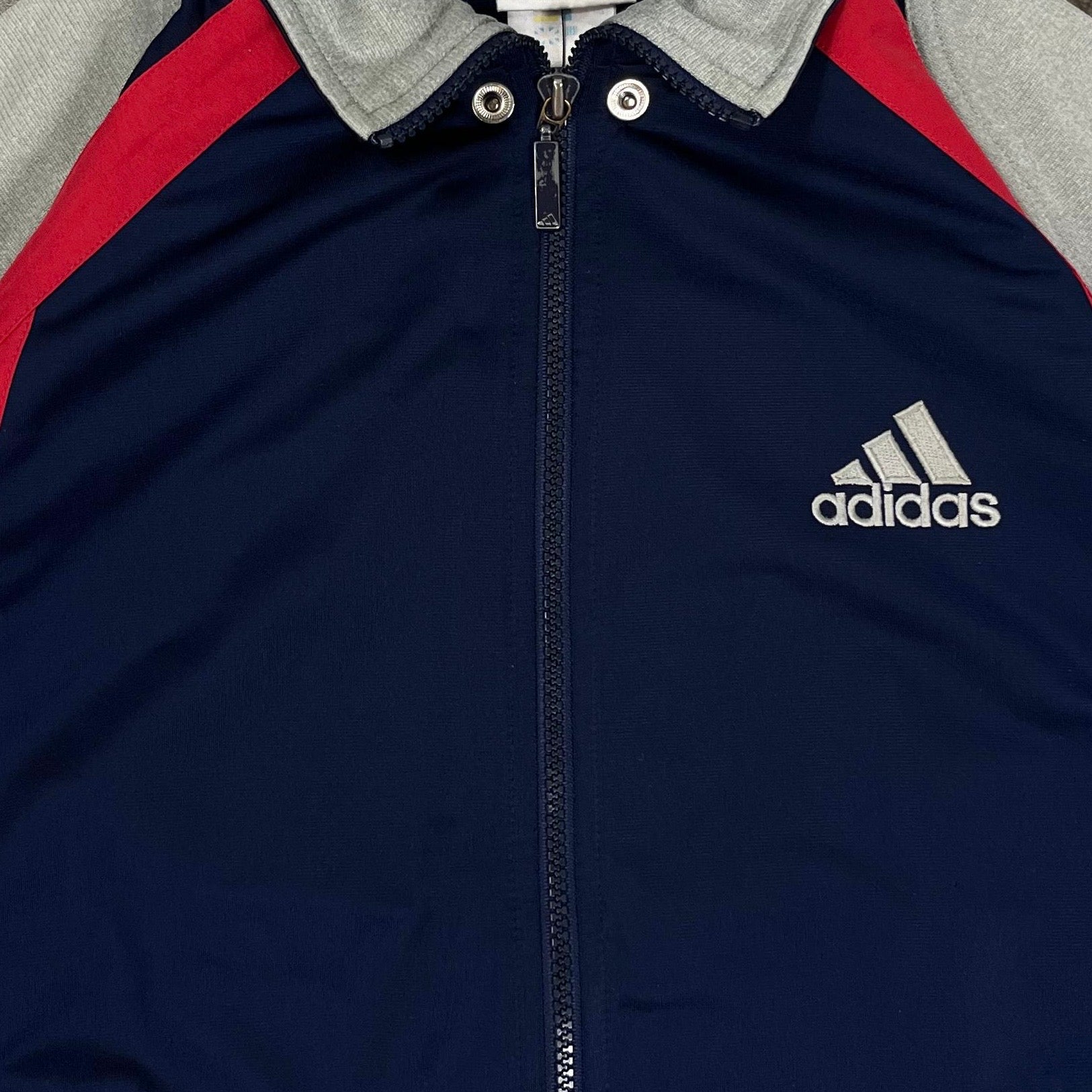 Adidas Vintage Trainingsjacke Kurzarm Blau Rot XL (FLECK ENTFERNBAR?) - Vinverse