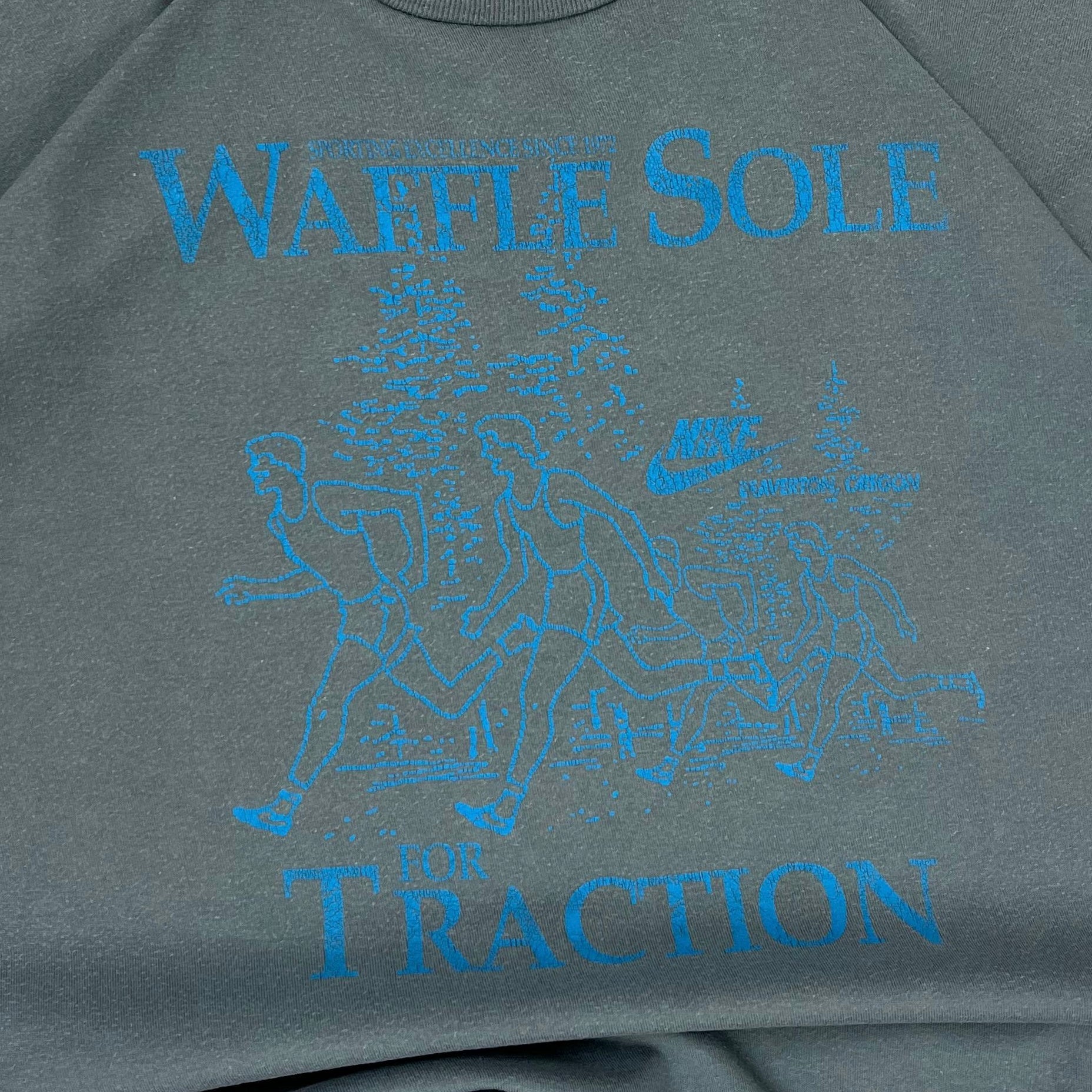 Nike Graphic Shirt 2000s Marathon Waffle Sole For Traction L - Vinverse