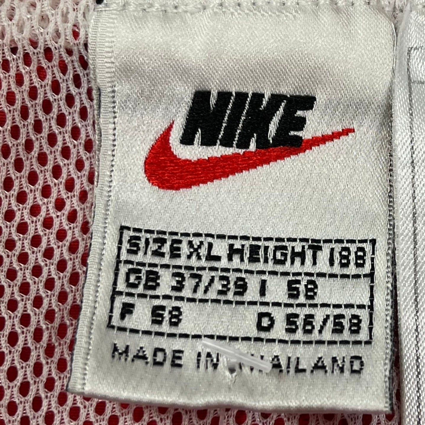 Nike Vintage Shorts 90s Rot XL - Vinverse