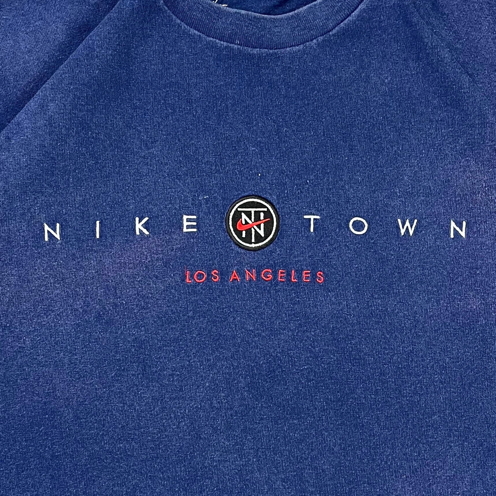 Nike 90s Vintage T-Shirt Nike Town Los Angeles Blau XL - Vinverse