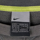 Nike 2000s Big Logo Sweater Braun L - Vinverse