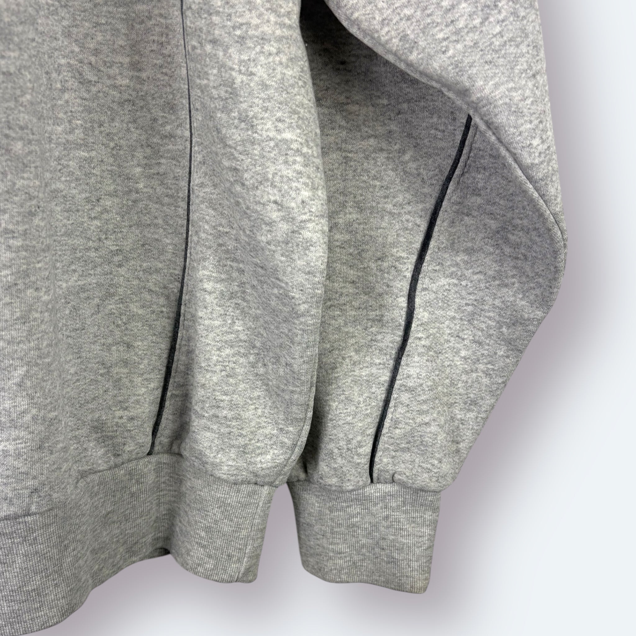 Umbro Sweater Small Logo Grau M - Vinverse