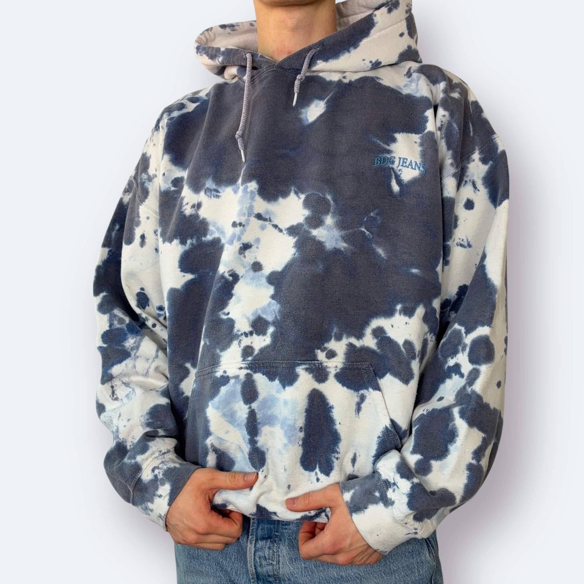 Bleach Hoodie BDG Jeans L - Vinverse